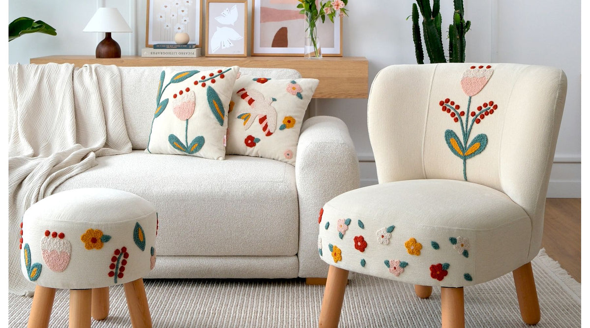 Lovely Lilly Punch Puf & Kırlent Takımı