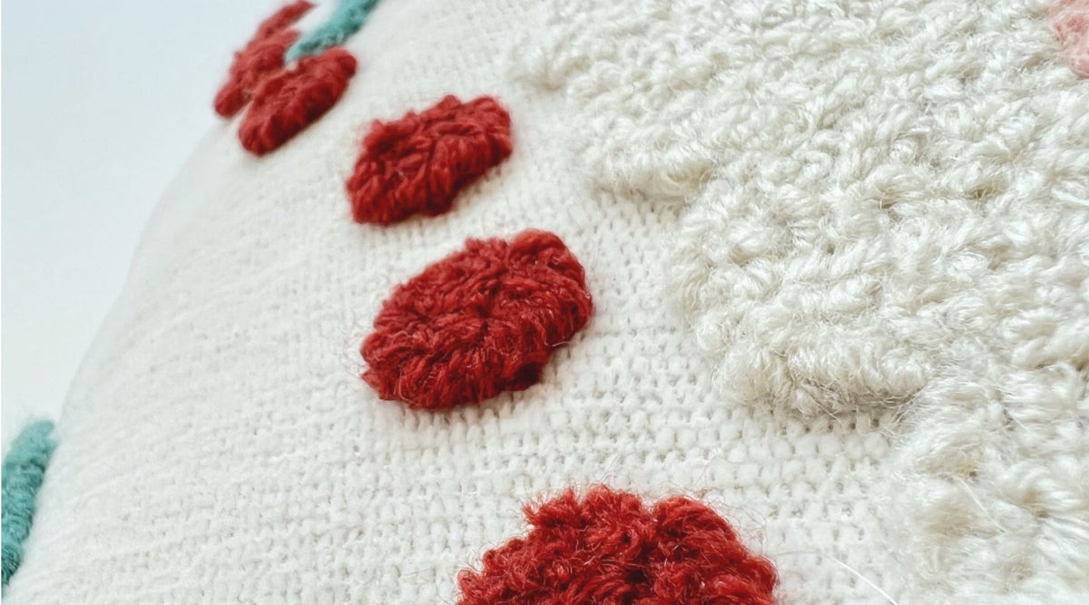 Lovely Lilly Punch Puf & Kırlent Takımı